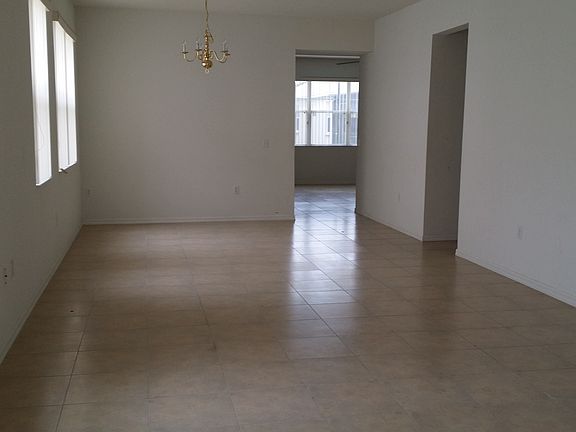 2nd image of 1066 Berkeley Dr