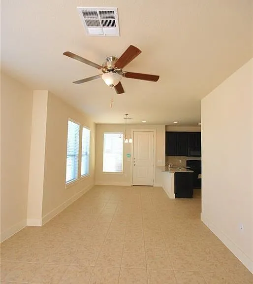 2222 Creekside Ln #C — Photo 7