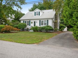 15 Kinnicutt Ave, Warren, RI 02885