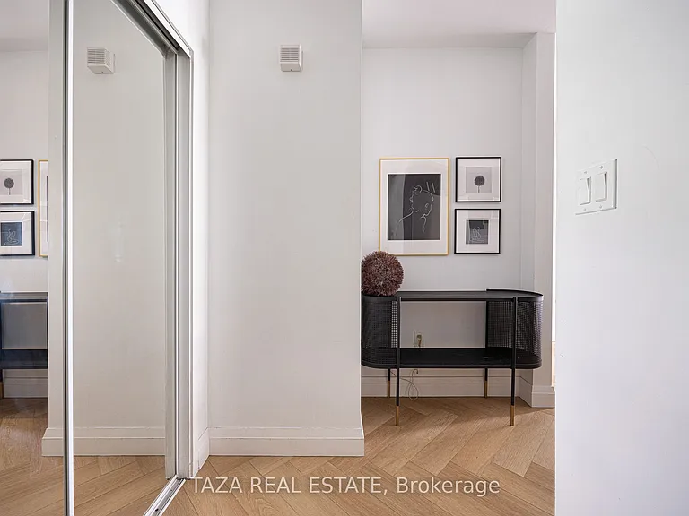 10 Navy Wharf Ct #1705 — Photo 17