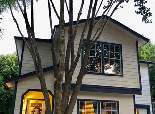 10725 Garbacz Dr, Austin, TX 78748