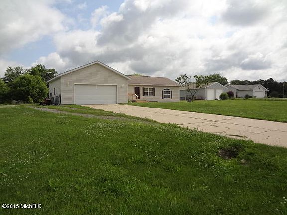 3rd image of 14722 Lincoln Park Pl