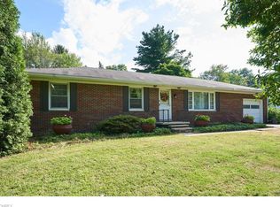 770 Valley Crest Dr, Akron, OH 44319