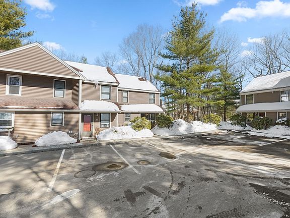 2nd image of 33 Mallard Dr Unit 33