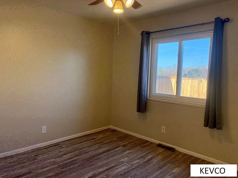 1728 Azalea Dr — Photo 24