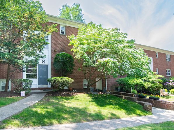140 N Broadway APT O3