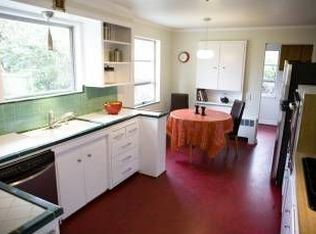 9534 13th Ave NW, Seattle, WA 98117