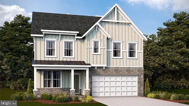 1st image of 223 Eclipse St