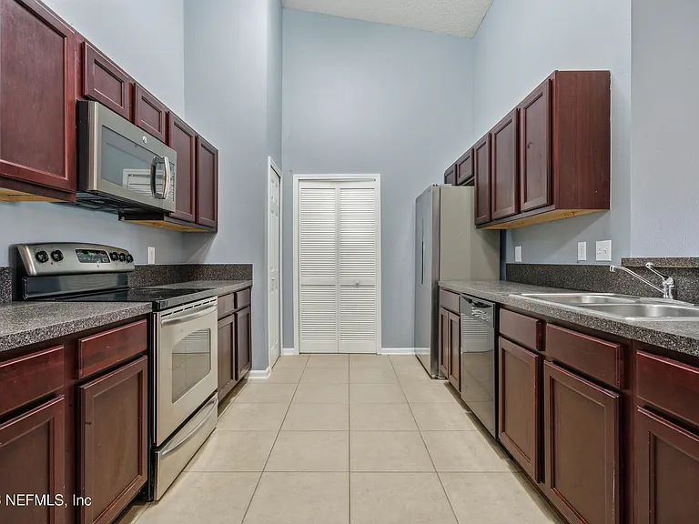 6925 Ortega Woods Dr #4-14 — Photo 11