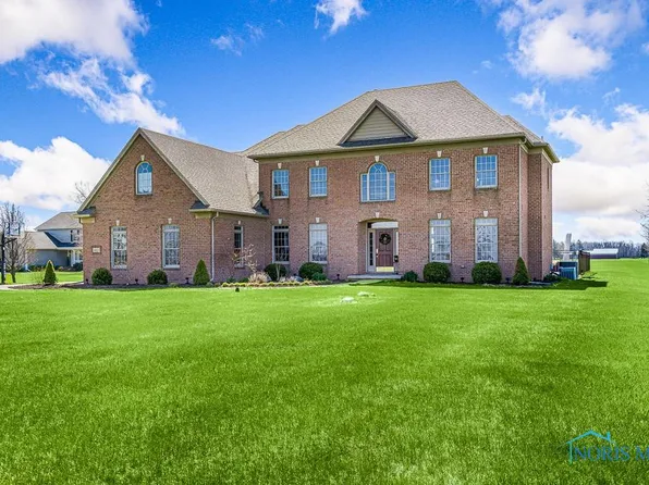 10337 Roachton Rd, Perrysburg, OH 43551