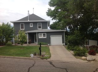 527 Ash St, Wray, CO 80758