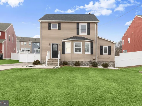 338 Back River Neck Rd, Essex, MD 21221
