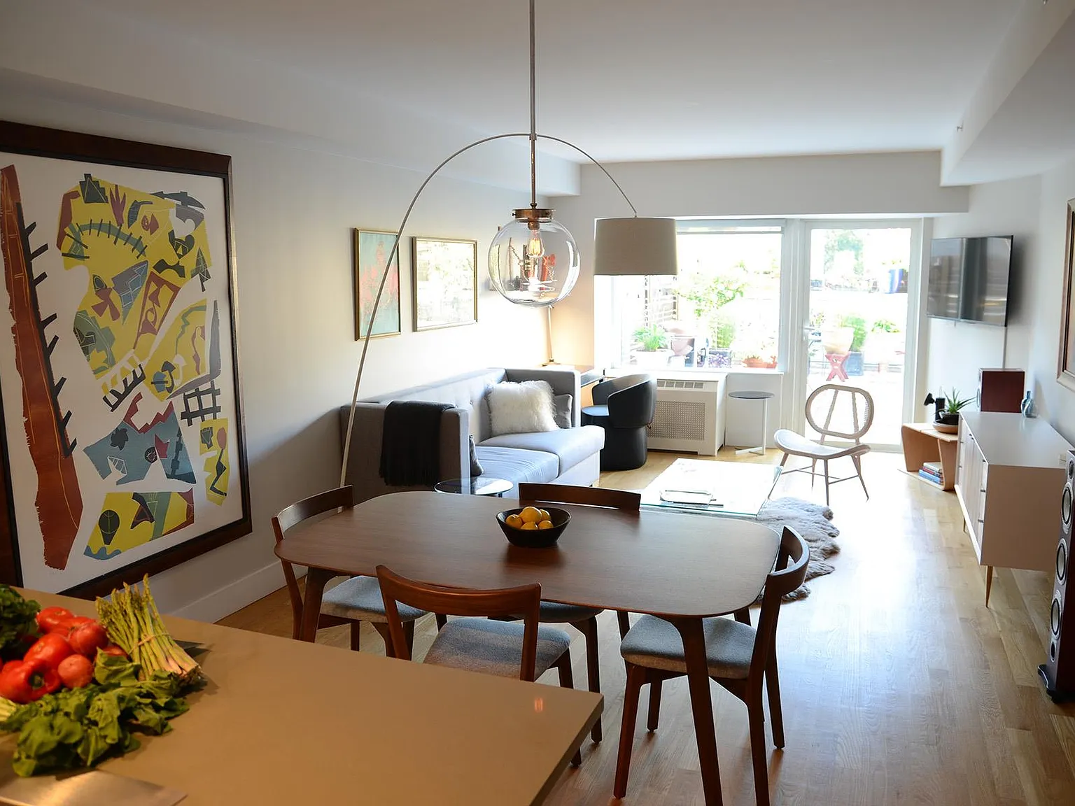 360 Smith Street — Photo 2