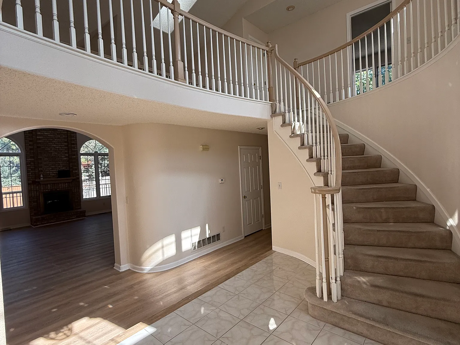 5485 S Jasper Ct — Photo 2