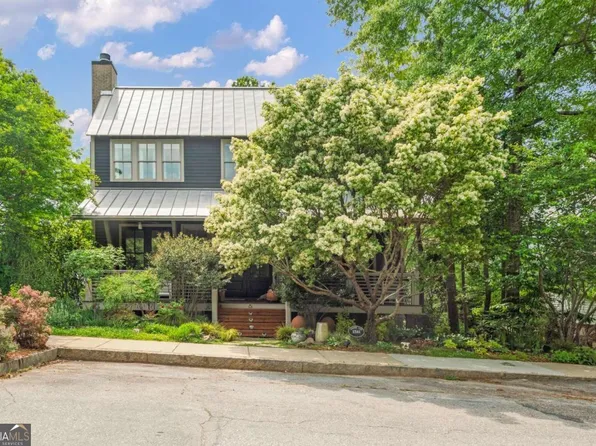 10544 Serenbe Ln, Chattahoochee Hills, GA 30268