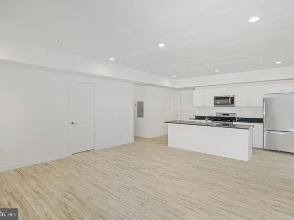 980 N Marshall St #6, Philadelphia, PA 19123