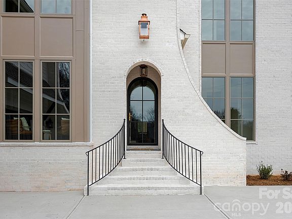 3rd image of 6832 Newhall Rd