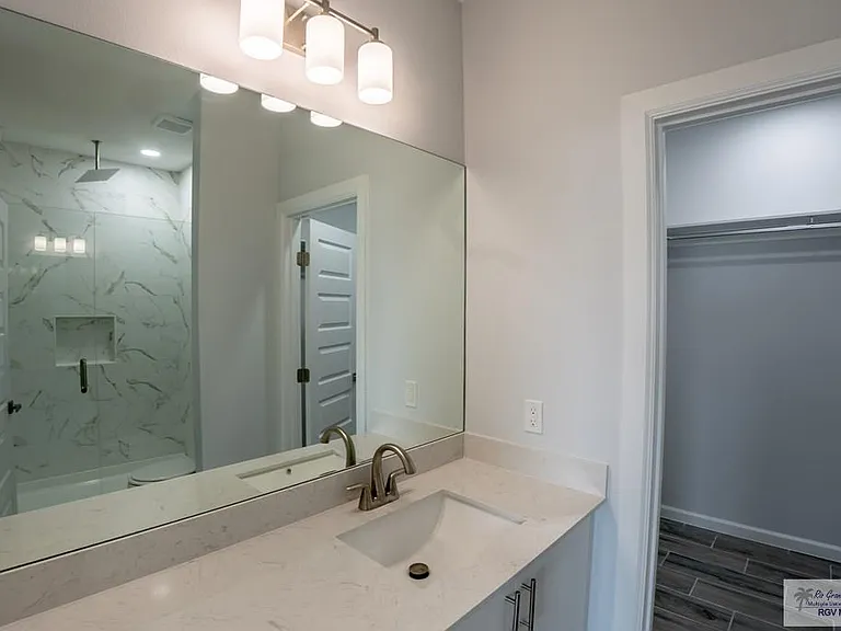 1725 Clinton St #A — Photo 10