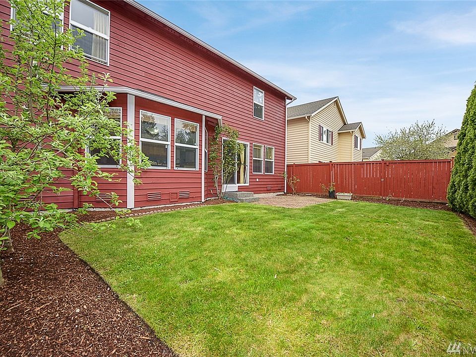 2nd image of 22593 NE 96th St