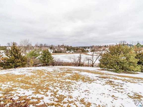 2nd image of 48071 Pasque Ct