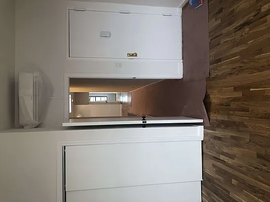 Rented by Nooklyn NYC LLC | media 4