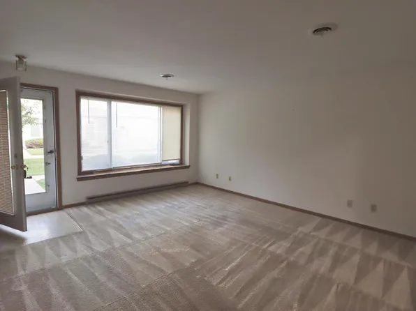6755 Mariner DRIVE #7, Mount Pleasant, WI 53406