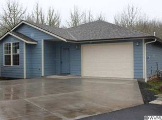 1361 Cedar St, Philomath, OR 97370