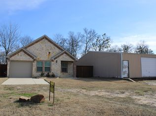 307 S Milton St, Celeste, TX 75423