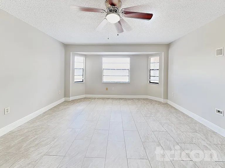 488 Northview St — Photo 5