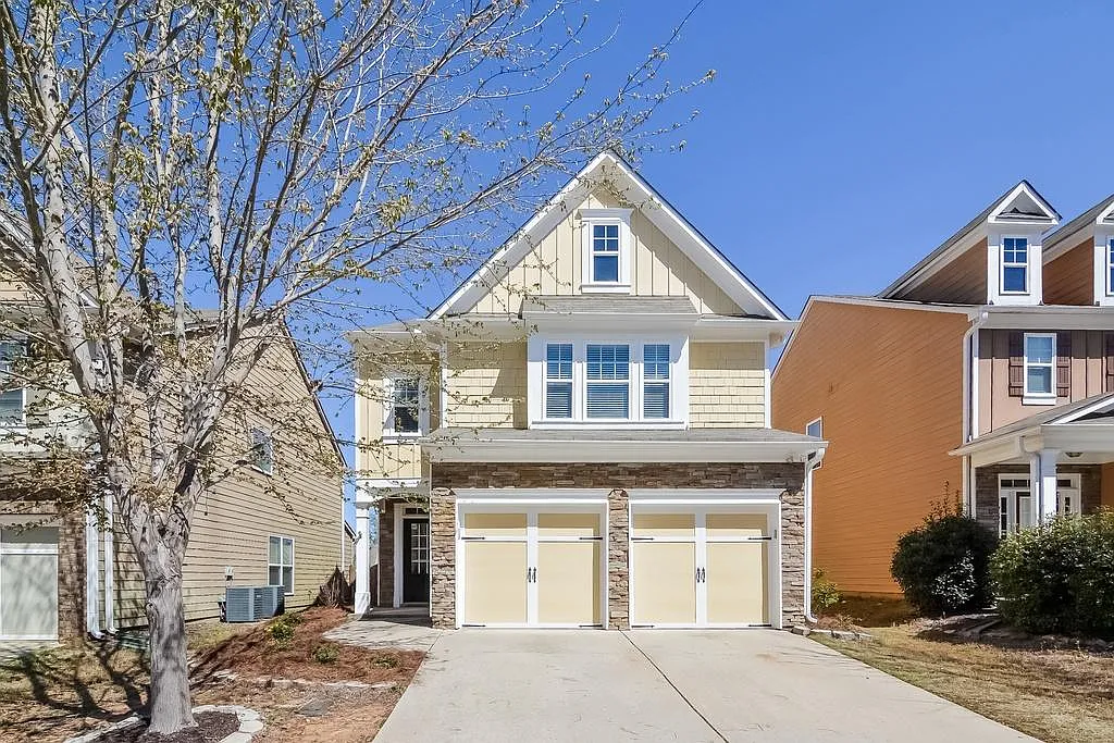 5780 Weddington Dr — Photo 1