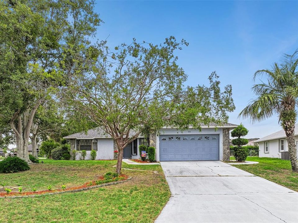 1st image of 905 Devonshire Way