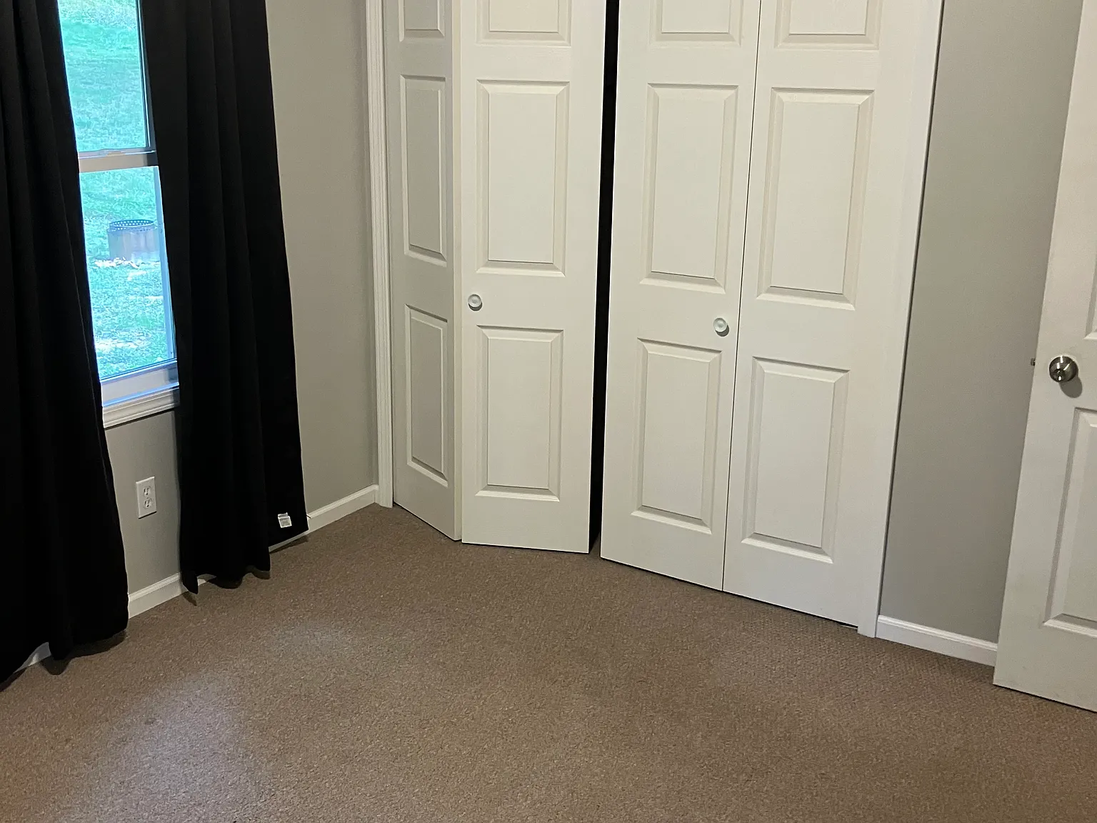 3 bed, $1,700 — Photo 3