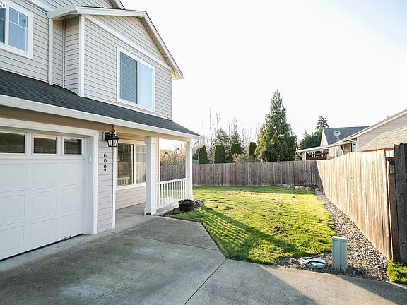 2nd image of 6007 NE 106th Way