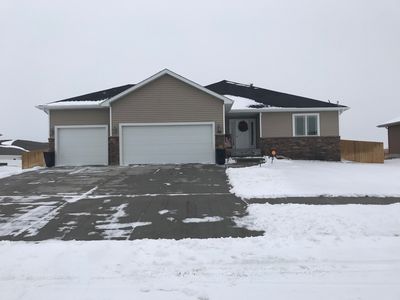 1711 Summerfield Ave, Grand Island, NE, 68803