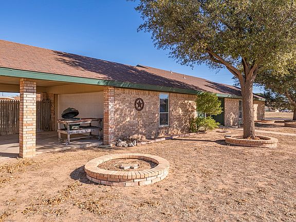 3rd image of 2014 Sunray Dr
