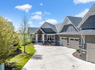 23 Phoebe Ln, North Oaks, MN 55127