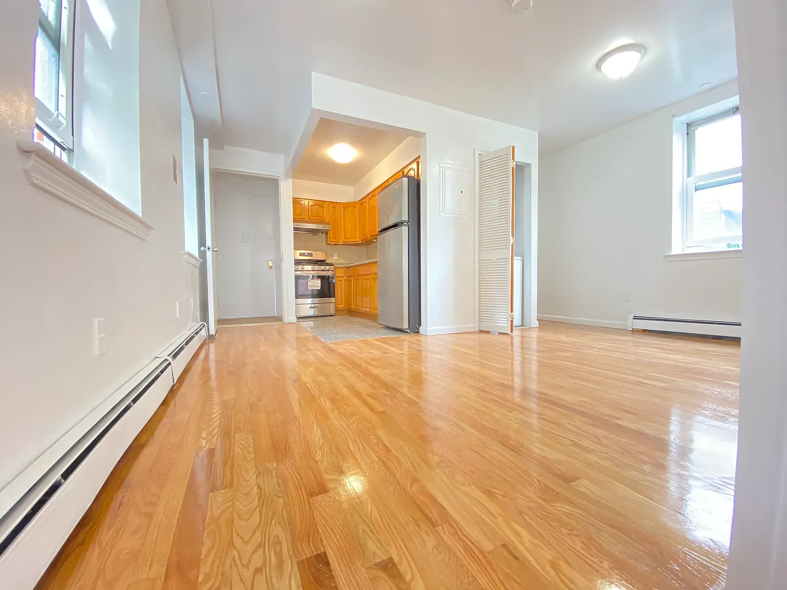 10 Goodwin Place — Photo 3