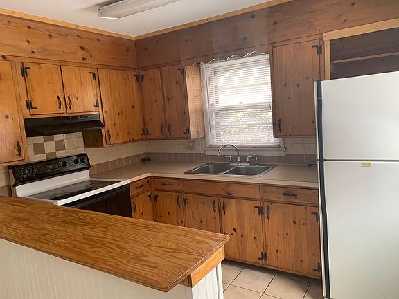 2nd image of 25 Kenalcon Dr