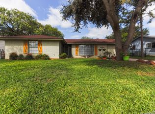 7135 Grand Valley St, San Antonio, TX 78242
