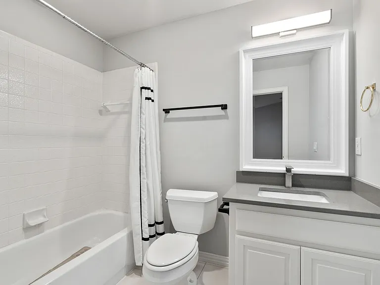 433 Martel Ln — Photo 33