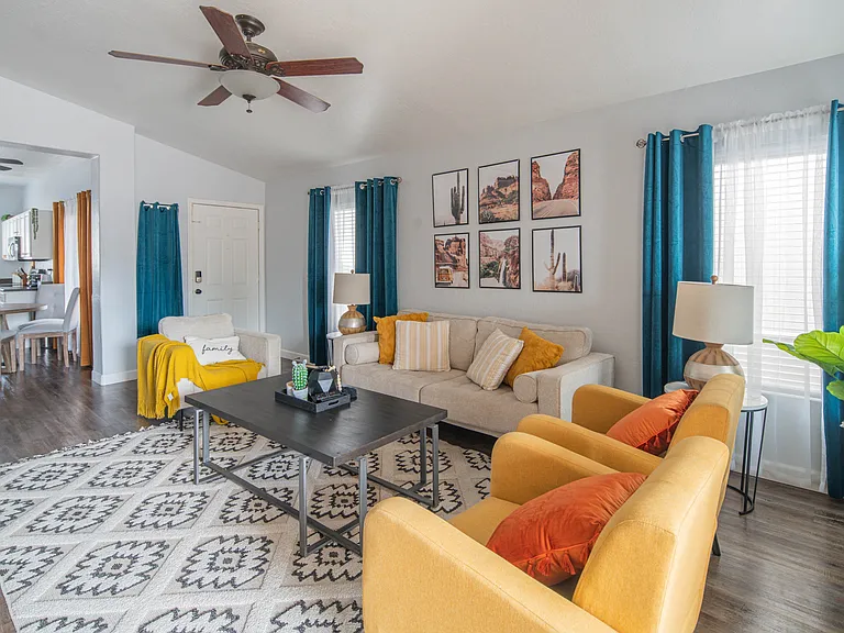 15305 W Banff Ln — Photo 9