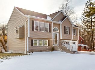 102 Tinker Hill Rd, Auburn, MA 01501