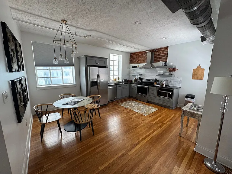 801 Church St — Photo 21