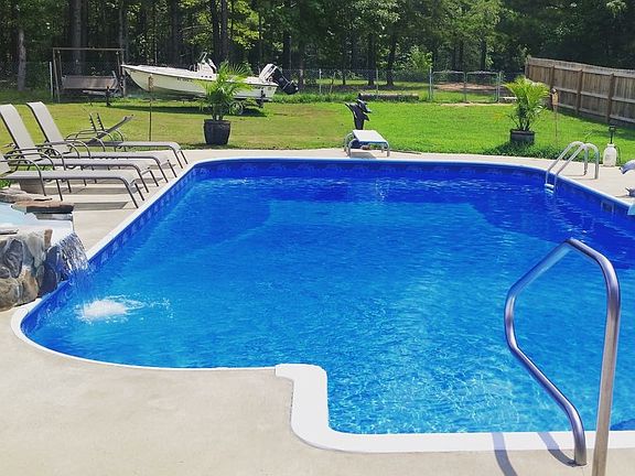 18x36 and 8ft” deep 