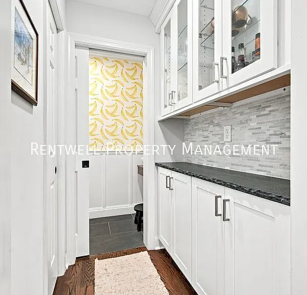 805 Llanelly Ln — Photo 9