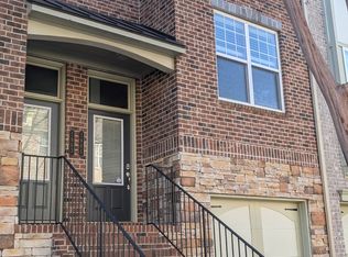 1961 Cobblestone Cir, Atlanta, GA 30319