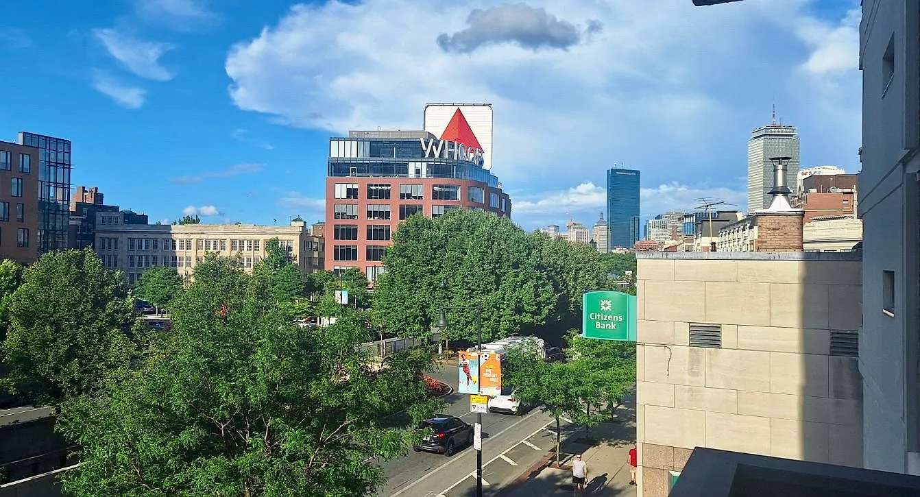 1 bed, 830 sqft, $3,400 — Photo 1