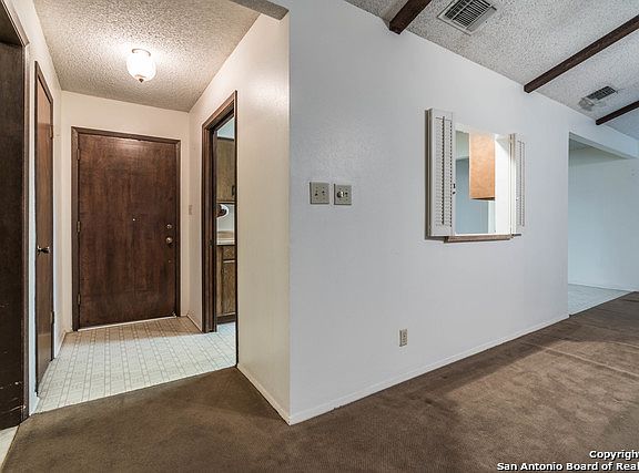 3rd image of 105 Andorra Dr