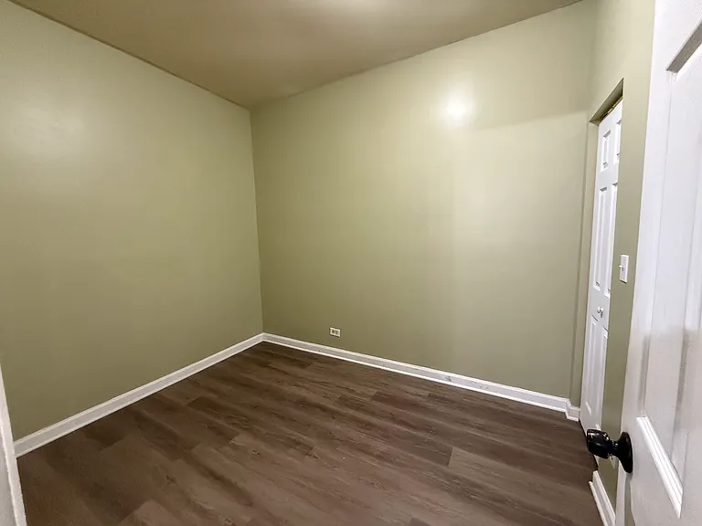 5742 S Paulina St #1 — Photo 8