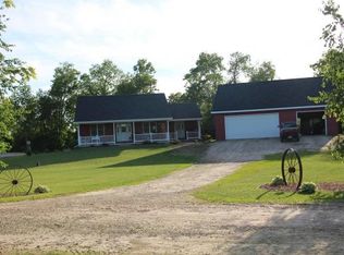 N1506 Clayhill Rd, Weyauwega, WI 54983